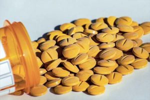 pills represent opioid addiction in ohio